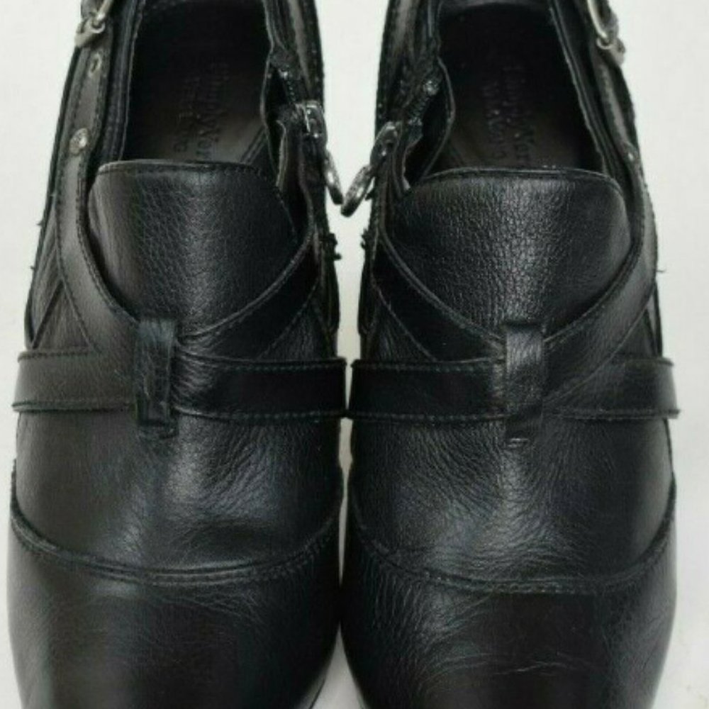 Vera Wang IBIS Black 4" Heels Leather Bootie 9 1/2 M - Picture 8 of 13